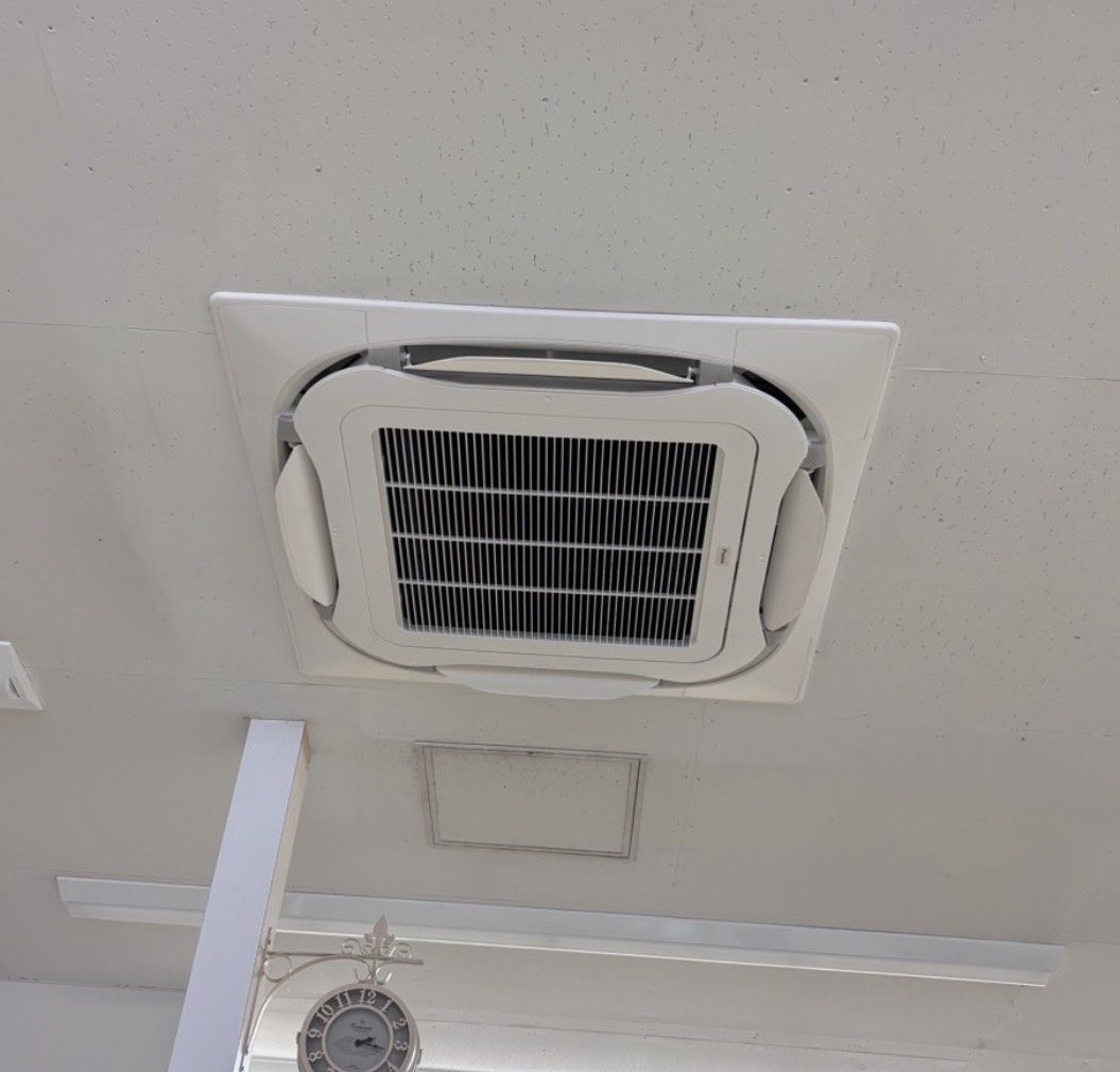 天井カセット型・店舗内設置